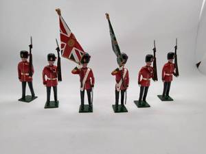 Tradition Metal Toy Soldiers- Colours and Escort