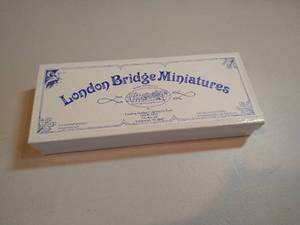 London Bridge Miniatures Hand Painted Metal Soldier.
