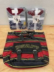 lot 33 image: Lot of Harry Potter Youth Pajamas and Knapsack Backpack