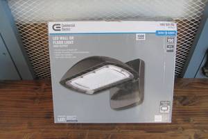 lot 2 image: 350-Watt Equivalent Integrated LED Flood Light with Wall Mount Kit, 5500 Lumens, Dusk to Dawn Outdoor Security Light (Missing Mounting Plate)