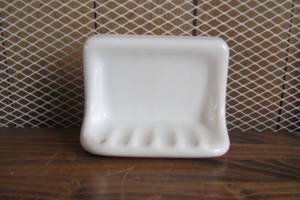 lot 36 image: Restore 6 in. x 3 in. x 4 in. Glazed Ceramic Soap Dish in Bright White