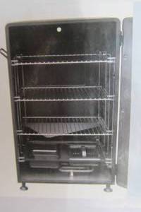 lot 106 image: 26 in. Electric Smoker by Smoky Mountain