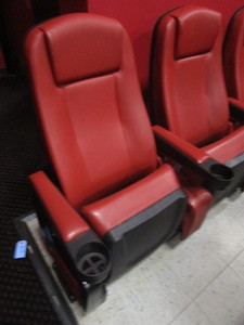 lot 217 image: ROW OF 11 THEATER SEATS