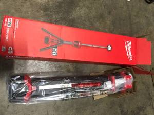 MILWAUKEE M18 ROCKET Dual Power Tower Light  not used