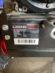 Legend Force 24 in. Two-Stage Gas Snow Blower with Electric Start in working condition see pics carefully 