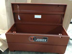 Cresent Jobox 60 in. Tradesman Chest scratches present see pictures