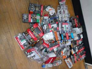 lot 31 image: Mixed lot of kwik lock sets -SEE PICTURES