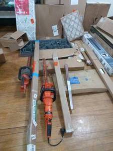 lot 98 image: Mixed lot of miscellaneous items  - SEE PICTURES