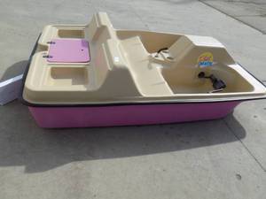 Playmate Paddle Boat