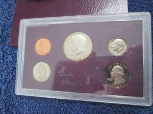1985 United States Mint Proof Set...