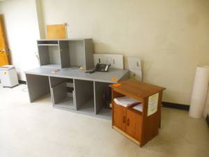 Desk Lunch Room