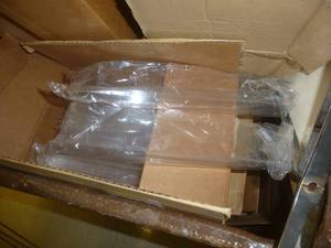 WirePlastic Display Parts In Steel Tote