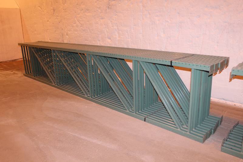 lot 4 image: Pallet Racking - Uprights 20 (x3), Beams 108 (x10)