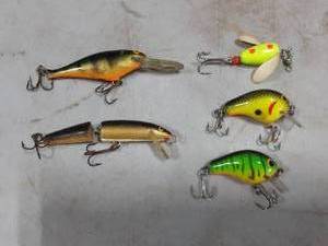 lot 36 image: 5-Lures Rapala & Others