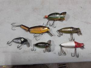 lot 37 image: Lot Of 6-Vintage Lures