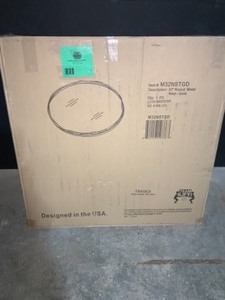 WALKER EDISON  FURNITURE COMPANY MEDIUM ROUND GOLD CONTRMPORARY MIRROR (32 IN H X 32 IN W). SEE PICTURES