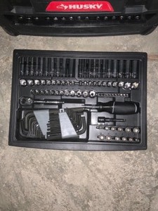HUSKY MECHANICS TOOL SET (268-PIECE) .SEE PICTURES