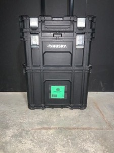 HUSKY 22 IN. CONNECT ROLLING SYSTEM TOOL BOX. SEE PICTURES