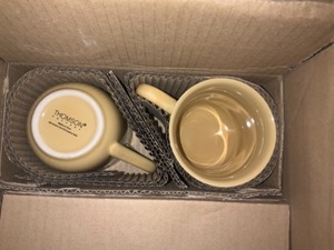 lot 14 image: THOMSON POTTERY SICILY 16-PIECE CASUAL CARAMEL CERAMIC DINNERWARE SET (SERVICE FOR 4) SEE PICTURES