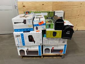 lot 114 image: Pallet of Mailboxes