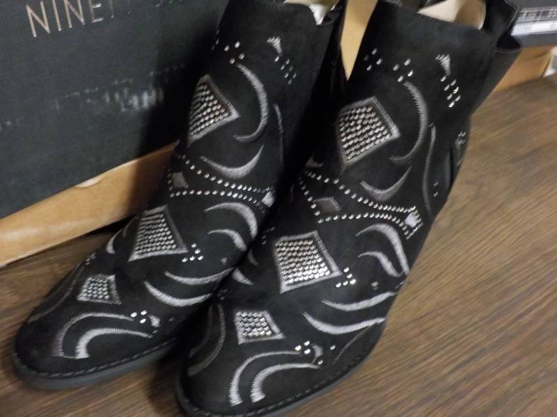 Ninety Union sedona black size 11 b...
