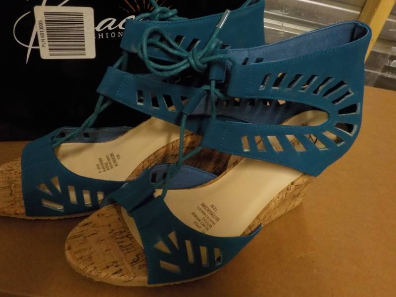 Beacon Fashion and Fit size 12M gle...