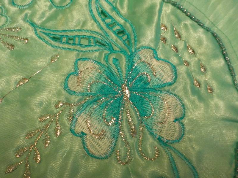 60 Long Aladdin Mint Jamilah Embro...