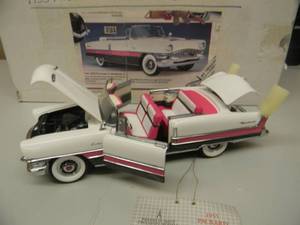 FRANKLIN MINT 1955 PACKARD CARIBBEAN CONVERTIBLE 124 SCALE - NEW IN BOX - AWESOME - SEE PICTURES