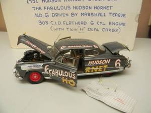 AMAZING PIECE - FRANKLIN MINT 1951 HUDSON HORNET STOCK CAR THE FABULOUS HUDSON HORNET 124 SCALE - NEW IN BOX - AWESOME - SEE PICTURES