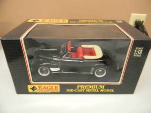 EAGLE COLLECTIBLES 118 SCALE 1941 CHEVROLET DELUXE CONVERTIBLE - NEW IN BOX - NICE - BLACK - SEE PICTURES