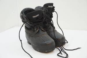 lot 34 image: Itasca boots
