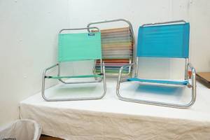lot 35 image: beach chairs