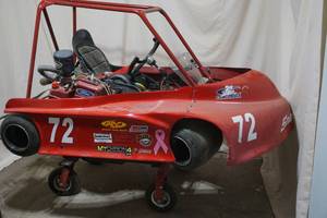 lot 1 image: go cart