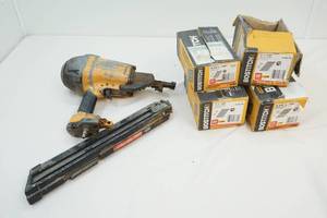 lot 81 image: Bostitch nailer