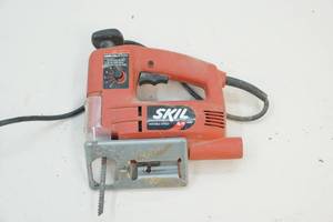 lot 84 image: Skilsaw