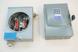 lot 92 image: meter box, safety switch box