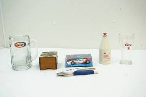 lot 131 image: collectibles