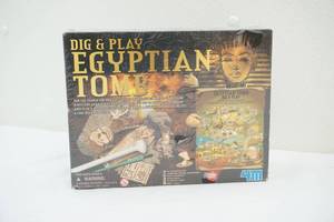 lot 148 image: Dig & Play game