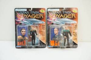 lot 153 image: Star Trek figures