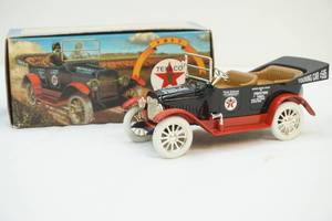 lot 180 image: Truck coin bank