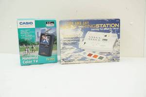 lot 199 image: Hand held TV, monitoring system
