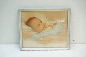 lot 204 image: Vintage portrait