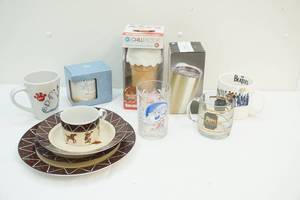 lot 210 image: Mug, ice cream maker, plates, glass