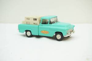 lot 212 image: Truck coin bank