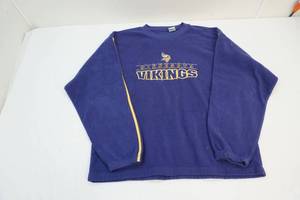 lot 235 image: MN Vikings sweatshirt