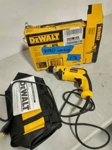 DEWALT 8 Amp Corded 38 in. Pistol Grip Drill