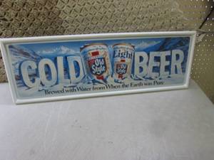 lot 4 image: (BS) Lighted Old Style Cold Beer Ba...