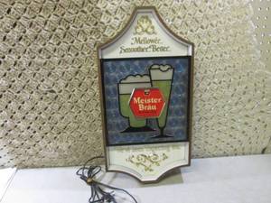 lot 5 image: (RM5) Lighted Meister Brau Bar Sign...