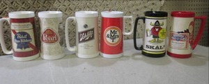 lot 17 image: (BSB) Lot of 6 Vintage Thermo-Serv ...