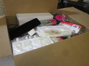 lot 136 image: (A-4) Big Box Full of Misc Kitchen ...